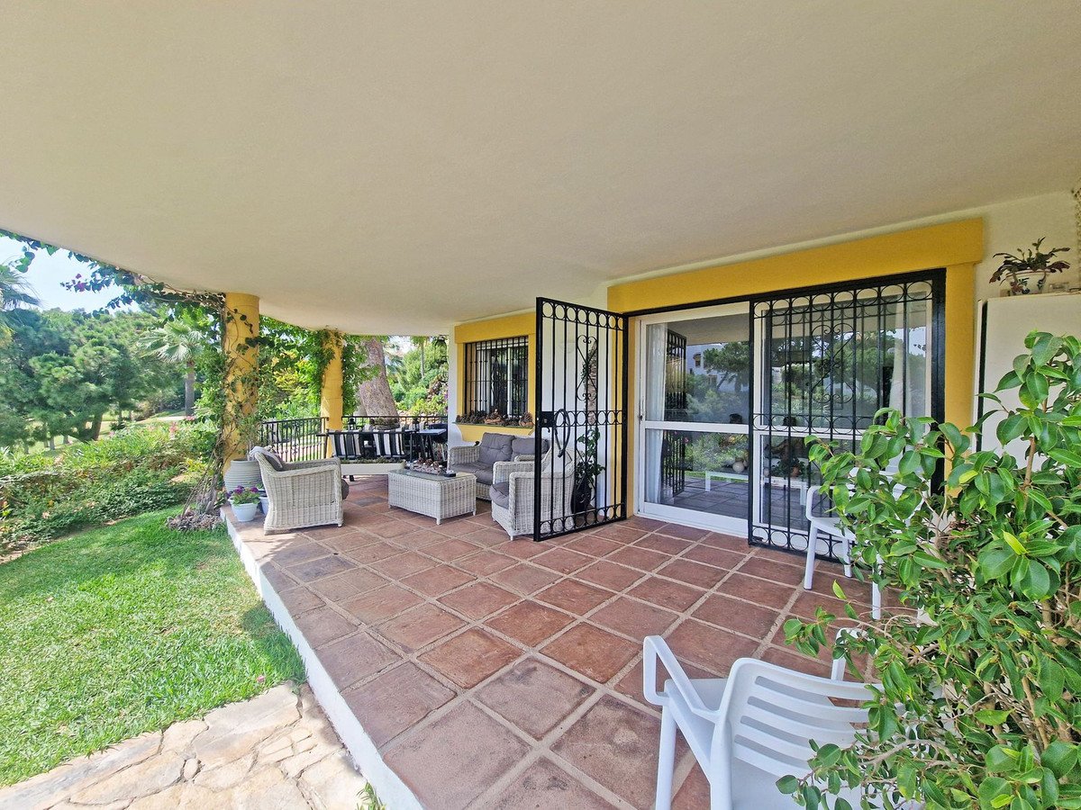 https://cdn.resales-online.com/public/k1850j3m5p/properties/cd24efd5460f11f0ad0102e0405b089b/w1200/1-7980e48d732b6fc85c14b43b94d2aa54.jpg?v=1750772455