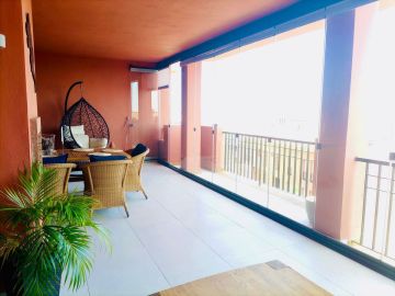 https://cdn.resales-online.com/public/86l1hlirt4ijpwtd/properties/271c0196533111f0ad0102e0405b089b/w1200/1-7980e48d732b6fc85c14b43b94d2aa54.jpg?v=1751400508