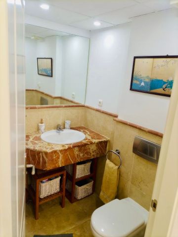 https://cdn.resales-online.com/public/86l1hlirt4ijpwtd/properties/271c0196533111f0ad0102e0405b089b/w1200/21-2c707e7c511429b4f8ec4ee5f221ddb6.jpg?v=1751400508