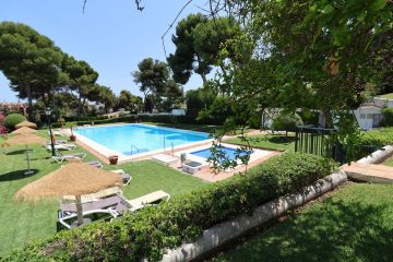 https://cdn.resales-online.com/public/iri9q5dl17/properties/24774d77572311f0ac7202a3ded47a2d/w1200/11-20939a0134ad724a8cb2a801094d15a4.jpg?v=1751451978