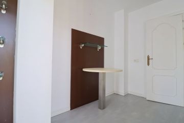 https://cdn.resales-online.com/public/iri9q5dl17/properties/24774d77572311f0ac7202a3ded47a2d/w1200/19-d0ed7da2012a09046d307c195d98e7d6.jpg?v=1751451978