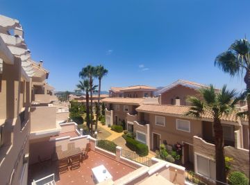 https://cdn.resales-online.com/public/a9figrji1h/properties/857b3ed5568e11f0ac7202a3ded47a2d/w1200/4-c23c0f86247804fa50226aecd8b0b2c8.jpg?v=1751386758
