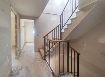 https://cdn.resales-online.com/public/a9figrji1h/properties/857b3ed5568e11f0ac7202a3ded47a2d/w1200/7-aa4cc561180b369757c0bb4af9886cd3.jpg?v=1751386758