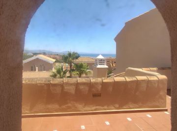 https://cdn.resales-online.com/public/a9figrji1h/properties/857b3ed5568e11f0ac7202a3ded47a2d/w1200/8-e64a9055bba3e77ac8aca3b893cdf826.jpg?v=1751386758