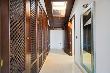 https://cdn.resales-online.com/public/760yuzkts4/properties/cd7db42656a611f0ac7202a3ded47a2d/w1200/31-5e8b9eb86a2d455eeaf43a7bbf3ccd12.jpg?v=1751608303