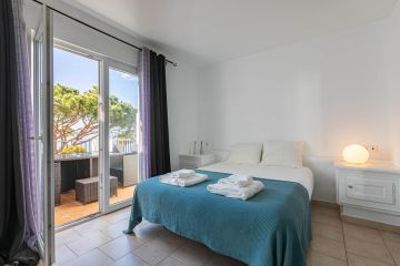 https://cdn.resales-online.com/public/mf919c1vse/properties/a81fd343bc3411ed84bd0217bc231ef4/w1200/22-bcf8e6250e0bab365f900a8ac31ac040.jpg?v=1751553519