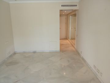 https://cdn.resales-online.com/public/b3evhsn1uj/properties/1ed00767589611f086ca02a3ded47a2d/w1200/20-d1f7658cbe4ba6cd8666fec30fba80ad.jpg?v=1751696282