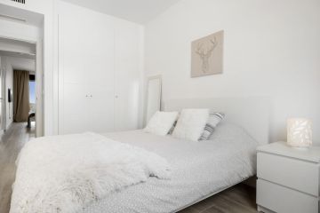 https://cdn.resales-online.com/public/su2jrcdvgq/properties/7ac4d196574411f0ac7202a3ded47a2d/w1200/25-45e7a00e8ada30030040e20a35fbccfd.jpg?v=1751465423