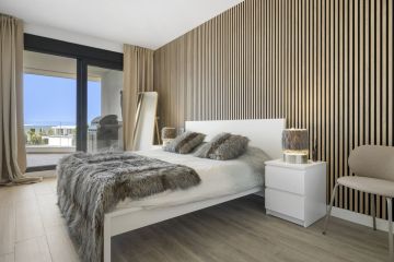 https://cdn.resales-online.com/public/su2jrcdvgq/properties/7ac4d196574411f0ac7202a3ded47a2d/w1200/26-c684a62c9f160a1f90904dd925da0645.jpg?v=1751465423