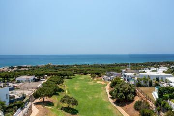 https://cdn.resales-online.com/public/su2jrcdvgq/properties/7ac4d196574411f0ac7202a3ded47a2d/w1200/39-a493fe9149752455d4aa759b42ca0ea1.jpg?v=1751465423