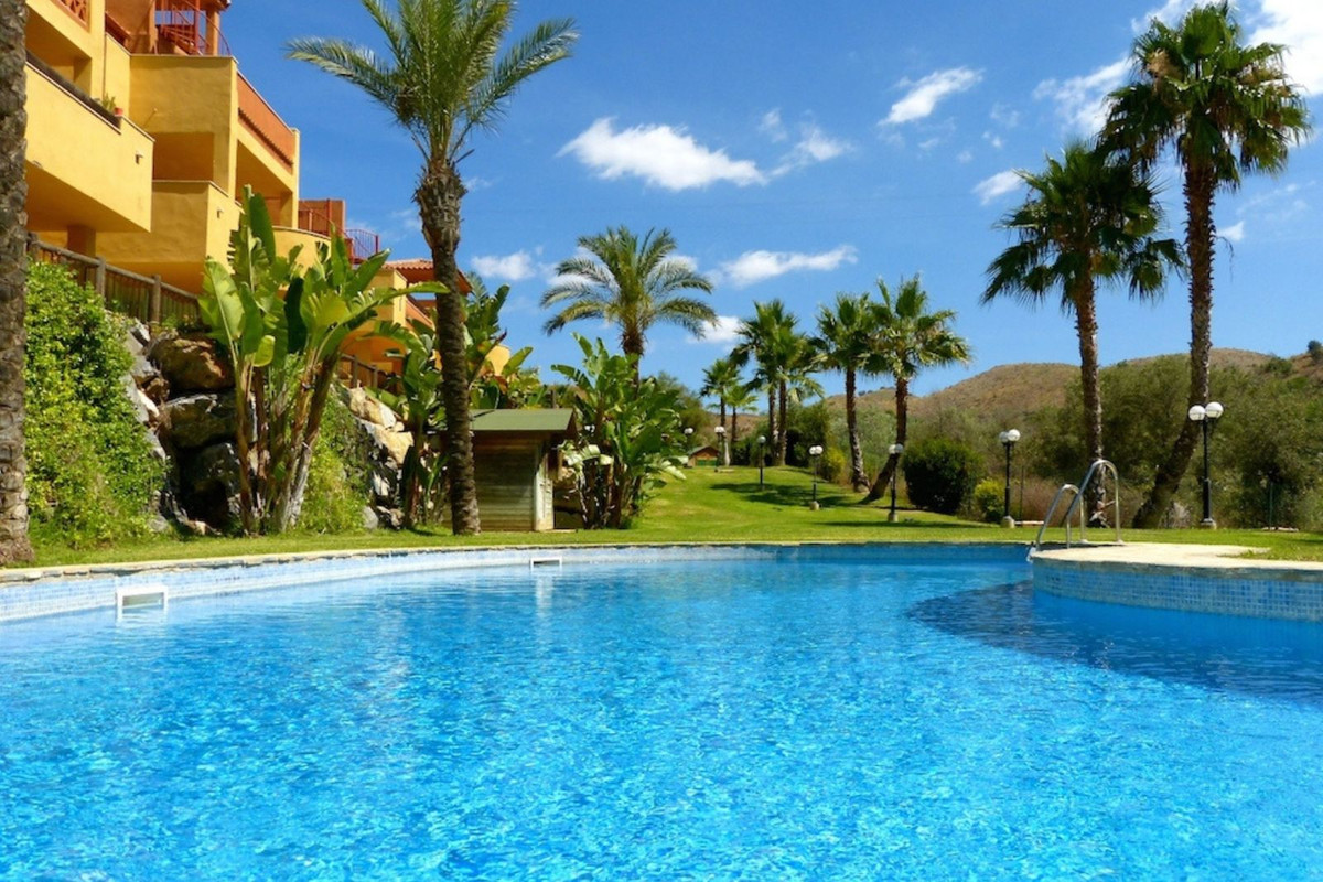 https://cdn.resales-online.com/public/r6fpf5cduc/properties/4513b1d65b1111f086ca02a3ded47a2d/w1200/1-7980e48d732b6fc85c14b43b94d2aa54.jpg?v=1751882618