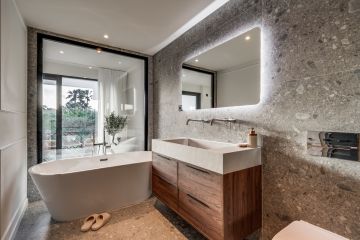 https://cdn.resales-online.com/public/b3evhsn1uj/properties/4da7cf1b595f11f086ca02a3ded47a2d/w1200/20-d1f7658cbe4ba6cd8666fec30fba80ad.jpg?v=1751696230