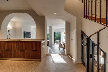 https://cdn.resales-online.com/public/b3evhsn1uj/properties/4da7cf1b595f11f086ca02a3ded47a2d/w1200/41-0bdc8f07789df4609410591d8ac779d9.jpg?v=1751696230