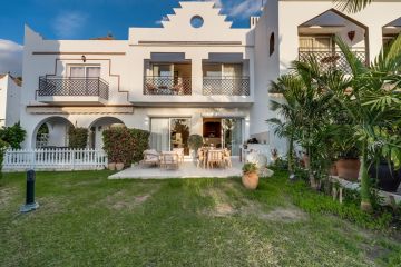 https://cdn.resales-online.com/public/b3evhsn1uj/properties/4da7cf1b595f11f086ca02a3ded47a2d/w1200/6-241328e1bcc9c0d8ce1222beb6c967a8.jpg?v=1751696230