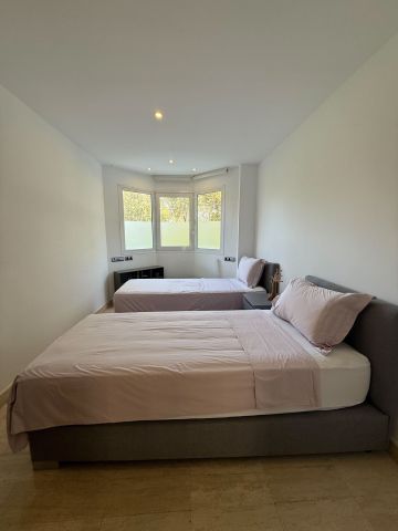 https://cdn.resales-online.com/public/68phfbom2h/properties/63c7b75c58a111f086ca02a3ded47a2d/w1200/15-11d12f2f454f2f5e9b981fdd8b901d51.jpg?v=1751632897
