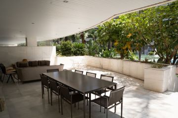 https://cdn.resales-online.com/public/68phfbom2h/properties/63c7b75c58a111f086ca02a3ded47a2d/w1200/27-f6e8bc237ba13ac4c268badec6354f3d.jpg?v=1751632897
