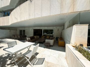 https://cdn.resales-online.com/public/68phfbom2h/properties/63c7b75c58a111f086ca02a3ded47a2d/w1200/28-ef19a2c59920e2e087cd278a51b6dbf8.jpg?v=1751632897