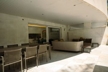 https://cdn.resales-online.com/public/68phfbom2h/properties/63c7b75c58a111f086ca02a3ded47a2d/w1200/29-7c2f312881aea9bbe9ddaeb9640e2c9a.jpg?v=1751632897