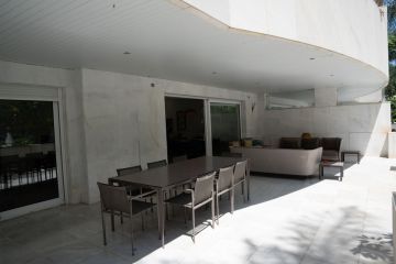 https://cdn.resales-online.com/public/68phfbom2h/properties/63c7b75c58a111f086ca02a3ded47a2d/w1200/31-5e8b9eb86a2d455eeaf43a7bbf3ccd12.jpg?v=1751632897