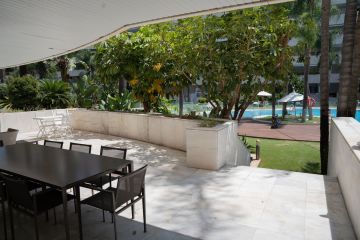 https://cdn.resales-online.com/public/68phfbom2h/properties/63c7b75c58a111f086ca02a3ded47a2d/w1200/32-e7f90ea5feef5e01d64d74d6b6d8a834.jpg?v=1751632897