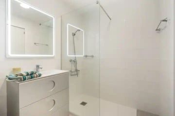 https://cdn.resales-online.com/public/vt0o607ehr78dkh2/properties/036ab521581511f0ac7202a3ded47a2d/w1200/6-241328e1bcc9c0d8ce1222beb6c967a8.jpg?v=1751556184