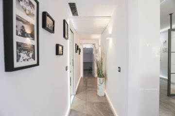 https://cdn.resales-online.com/public/r6fpf5cduc/properties/bc5e7a8f567c11f0ac7202a3ded47a2d/w1200/17-dd5fcd4f0eb487dfa3803f7e20814c0e.jpg?v=1751463289