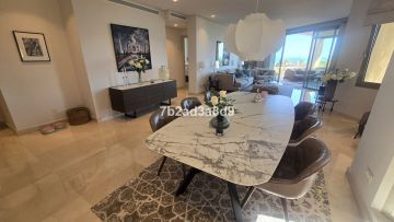 https://cdn.resales-online.com/public/7b2ad3a8d9/properties/82e79833528c11f0ad0102e0405b089b/w1200/10-bb915d1cb19341576dcdc994b81ab9c5.jpg?v=1750963746