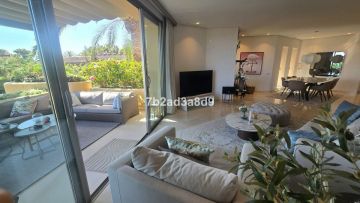 https://cdn.resales-online.com/public/7b2ad3a8d9/properties/82e79833528c11f0ad0102e0405b089b/w1200/11-20939a0134ad724a8cb2a801094d15a4.jpg?v=1750963746