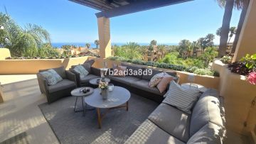 https://cdn.resales-online.com/public/7b2ad3a8d9/properties/82e79833528c11f0ad0102e0405b089b/w1200/2-5bd7b9d04b45e33852eaf0ec6670150d.jpg?v=1750963746