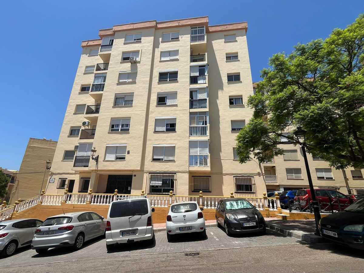 https://cdn.resales-online.com/public/t2k3jmpl4k/properties/27222a605bfb11f086ca02a3ded47a2d/w1200/1-7980e48d732b6fc85c14b43b94d2aa54.jpg?v=1751984008