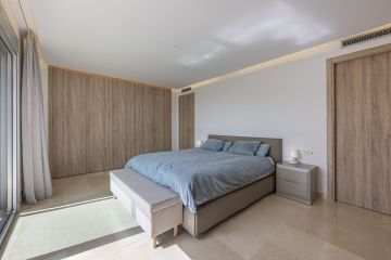 https://cdn.resales-online.com/public/cviukn6nvr/properties/349ad01e5bee11f086ca02a3ded47a2d/w1200/13-5fd73dea700db77384c091ca9818b1a9.jpg?v=1751992075