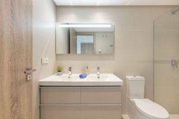 https://cdn.resales-online.com/public/cviukn6nvr/properties/349ad01e5bee11f086ca02a3ded47a2d/w1200/37-1d70d218e897435ff17cdff8e99bb5bf.jpg?v=1751992075