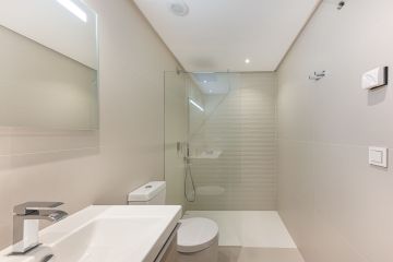 https://cdn.resales-online.com/public/cviukn6nvr/properties/349ad01e5bee11f086ca02a3ded47a2d/w1200/38-9b9a71c4c46e127e5c6f91a74b158396.jpg?v=1751992075