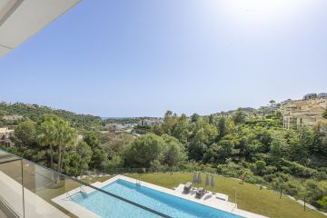 https://cdn.resales-online.com/public/cviukn6nvr/properties/349ad01e5bee11f086ca02a3ded47a2d/w1200/40-f31507287178c6a03c2c34ff88cc832c.jpg?v=1751992075