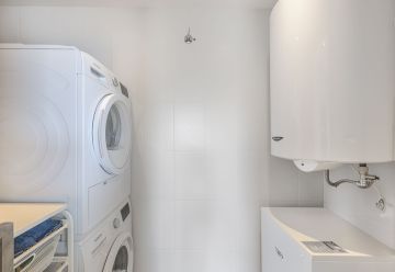 https://cdn.resales-online.com/public/cviukn6nvr/properties/349ad01e5bee11f086ca02a3ded47a2d/w1200/45-01c04843d290a76d467d9ac6fc2ef7a6.jpg?v=1751992075