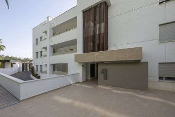 https://cdn.resales-online.com/public/cviukn6nvr/properties/349ad01e5bee11f086ca02a3ded47a2d/w1200/47-b3a03718b4ecea17fd5585e425dce0e2.jpg?v=1751992075