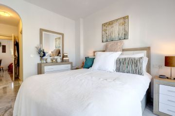 https://cdn.resales-online.com/public/iv2hh3s2mb/properties/5381b0525cdc11f086ca02a3ded47a2d/w1200/15-11d12f2f454f2f5e9b981fdd8b901d51.jpg?v=1752082173