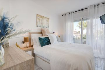 https://cdn.resales-online.com/public/iv2hh3s2mb/properties/5381b0525cdc11f086ca02a3ded47a2d/w1200/16-ec67b526875bf0124b6ce4328a754439.jpg?v=1752082173