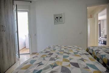 https://cdn.resales-online.com/public/126rkpuc5l/properties/1e9622175c8b11f086ca02a3ded47a2d/w1200/8-e64a9055bba3e77ac8aca3b893cdf826.jpg?v=1752044902