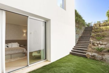 https://cdn.resales-online.com/public/ba3sbqz0w9/properties/5129a9295c0511f086ca02a3ded47a2d/w1200/20-d1f7658cbe4ba6cd8666fec30fba80ad.jpg?v=1751987546