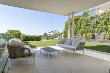 https://cdn.resales-online.com/public/ba3sbqz0w9/properties/5129a9295c0511f086ca02a3ded47a2d/w1200/23-79897b85162c6a486c7a4d1eb46924dd.jpg?v=1751987546