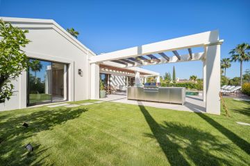 https://cdn.resales-online.com/public/b3evhsn1uj/properties/7d2eec995d4d11f086ca02a3ded47a2d/w1200/24-613bbc26f32d7013d348ef202dd30a43.jpg?v=1752128384