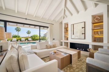 https://cdn.resales-online.com/public/b3evhsn1uj/properties/7d2eec995d4d11f086ca02a3ded47a2d/w1200/34-2e8657844e540eba0189d71f472ffca9.jpg?v=1752128384