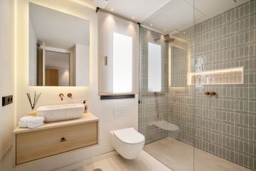 https://cdn.resales-online.com/public/b3evhsn1uj/properties/7d2eec995d4d11f086ca02a3ded47a2d/w1200/52-aa08978ddec66a09ad5932aa90b5d90c.jpg?v=1752128384