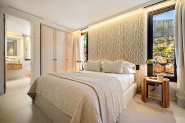 https://cdn.resales-online.com/public/b3evhsn1uj/properties/7d2eec995d4d11f086ca02a3ded47a2d/w1200/53-3072a33e2bffe507cb146ce711615059.jpg?v=1752128384