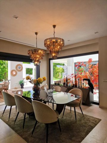 https://cdn.resales-online.com/public/rlscagkj51/properties/50ed2ef75e4511f086ca02a3ded47a2d/w1200/8-e64a9055bba3e77ac8aca3b893cdf826.jpg?v=1752235024