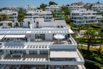 https://cdn.resales-online.com/public/su2jrcdvgq/properties/128bff01658b11f086ca02a3ded47a2d/w1200/1-7980e48d732b6fc85c14b43b94d2aa54.jpg?v=1753036859