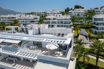 https://cdn.resales-online.com/public/su2jrcdvgq/properties/128bff01658b11f086ca02a3ded47a2d/w1200/2-5bd7b9d04b45e33852eaf0ec6670150d.jpg?v=1753036859