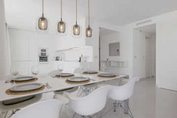 https://cdn.resales-online.com/public/su2jrcdvgq/properties/128bff01658b11f086ca02a3ded47a2d/w1200/22-bcf8e6250e0bab365f900a8ac31ac040.jpg?v=1753036859