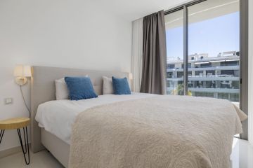 https://cdn.resales-online.com/public/su2jrcdvgq/properties/128bff01658b11f086ca02a3ded47a2d/w1200/37-1d70d218e897435ff17cdff8e99bb5bf.jpg?v=1753036859
